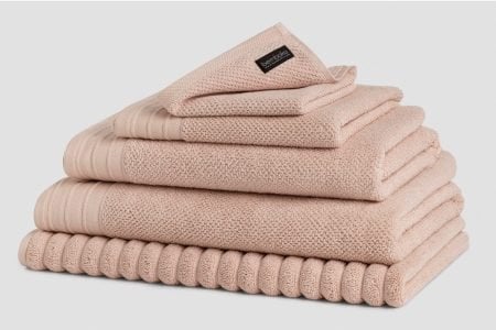 jacquard bath towels in blush colour
