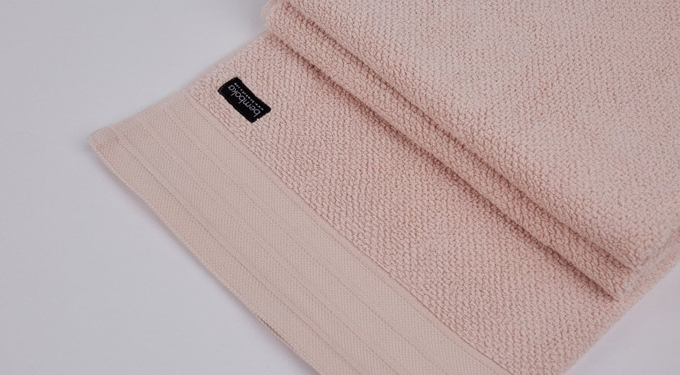 https://bemboka.com/wp-content/uploads/2021/03/blush-bath-towel-soft-thick-towel-highly-absorbent.jpg