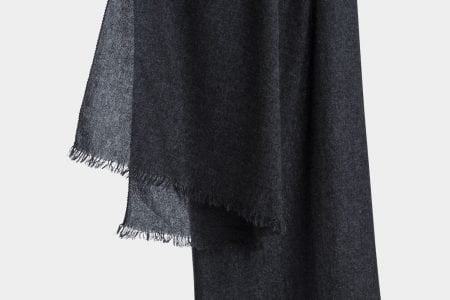 italian cashmere scarf in charcoal