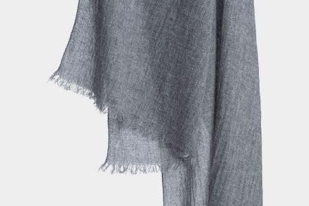 italian cashmere scarf in grey