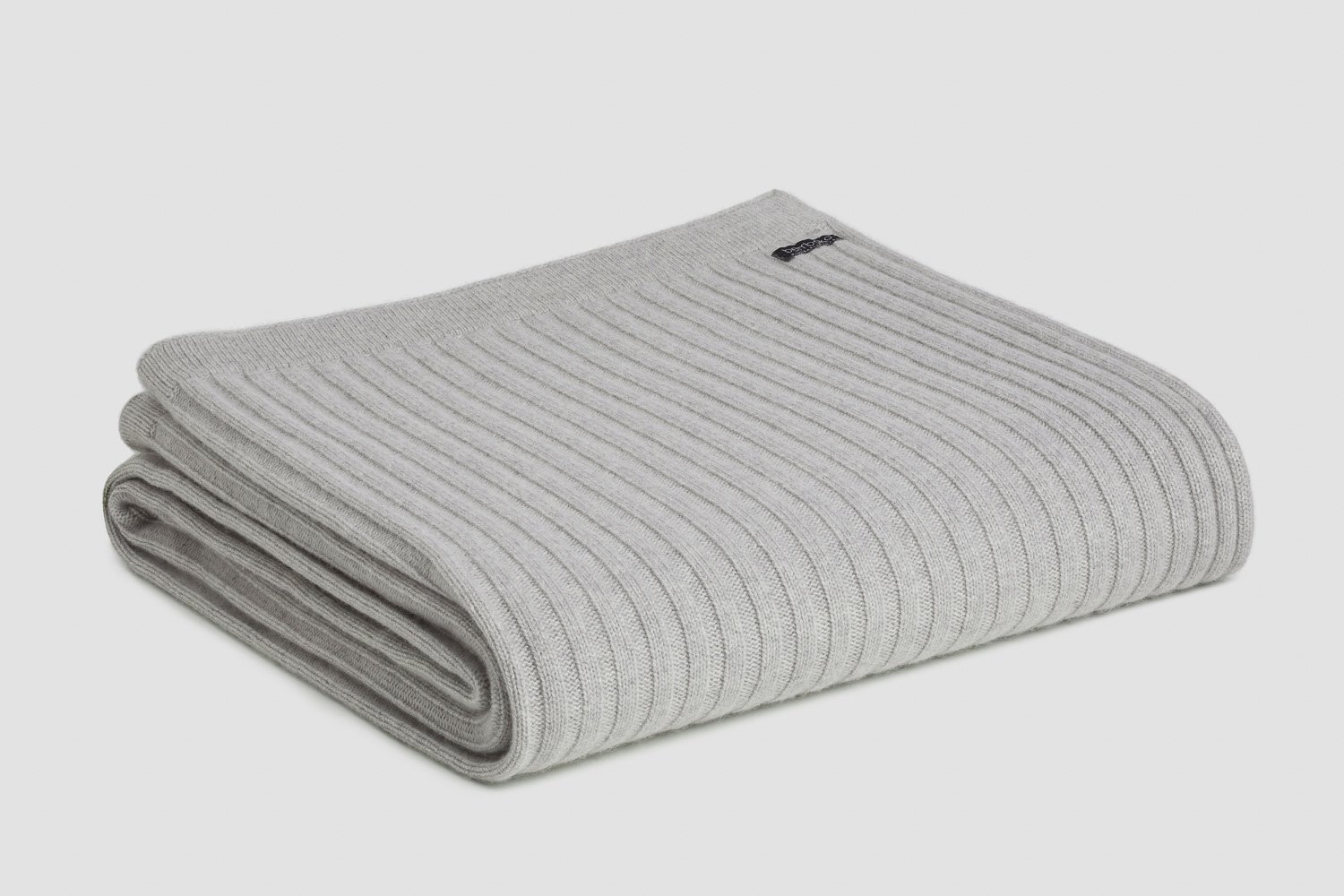 italian cashmere wide rib blanket in oyster colour