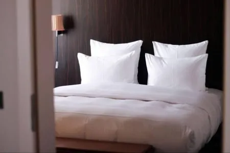 style bed like hotel