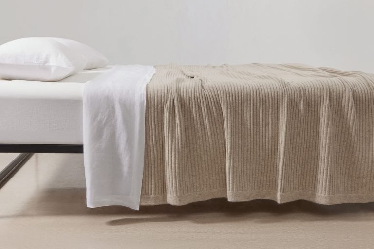 angora & wool blanket with linen sheet set | bemboka