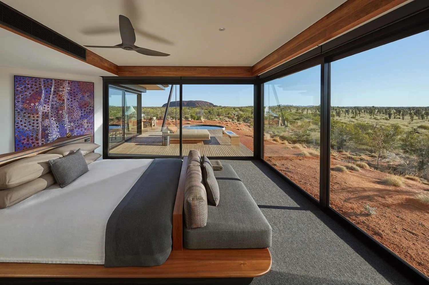 Logitude 131 Uluru