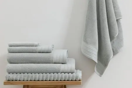 luxe towel in dove colour