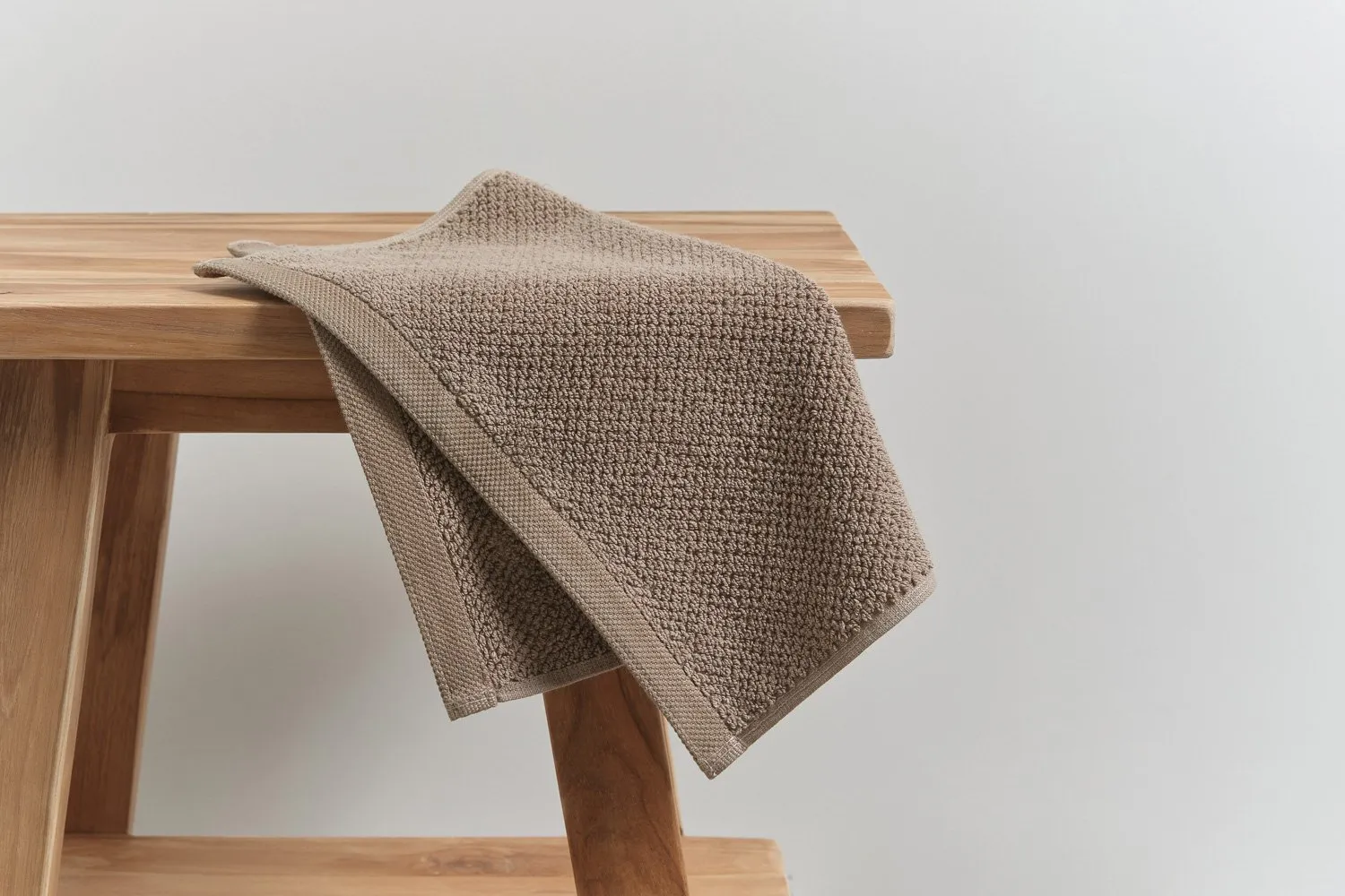 jacquard face washer in mocha colour