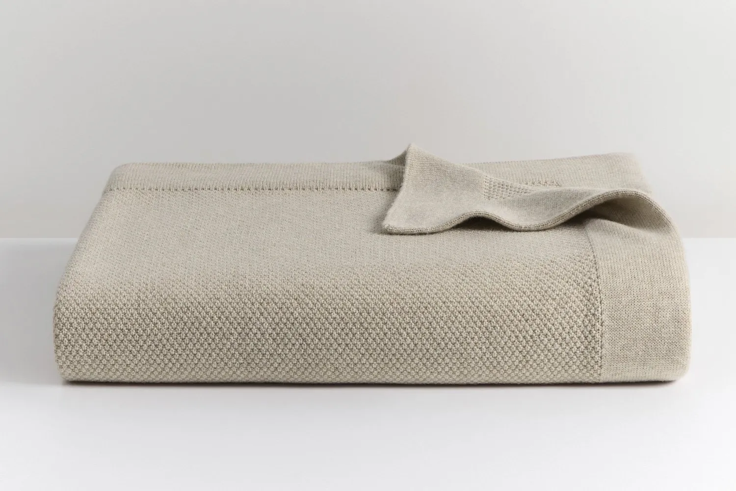 moss stitch blanket in wheat colour