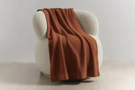 small box in orange uluru colour