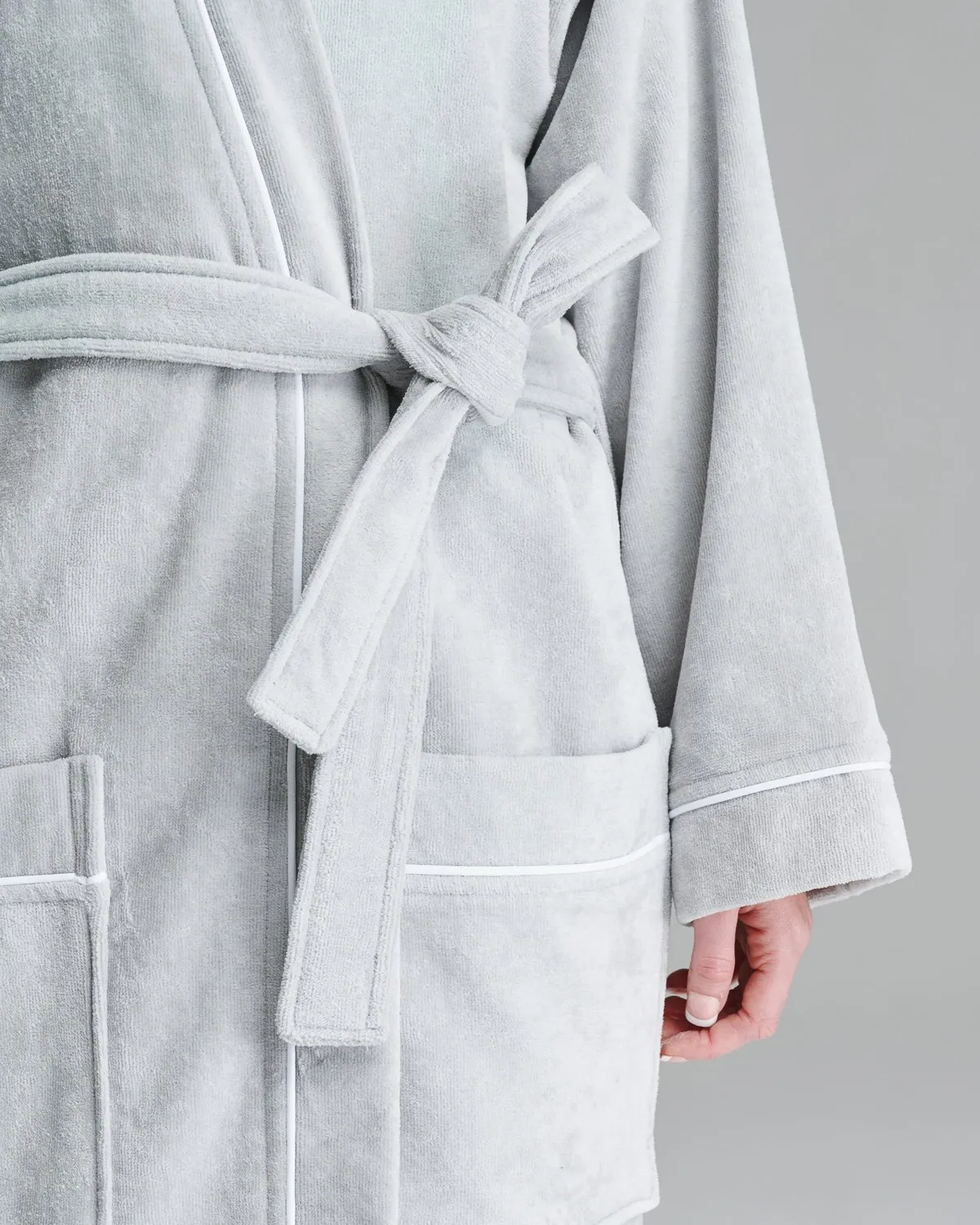 cotton velour bathrobe in dove/white