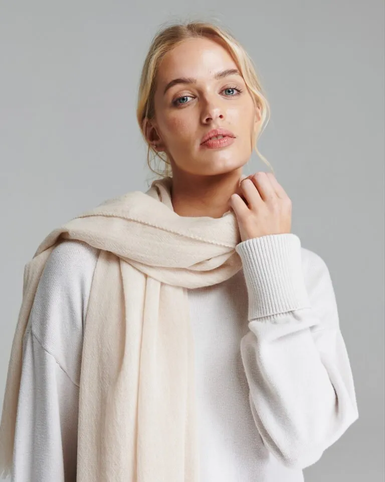 fine italian cashmere scarf in sand