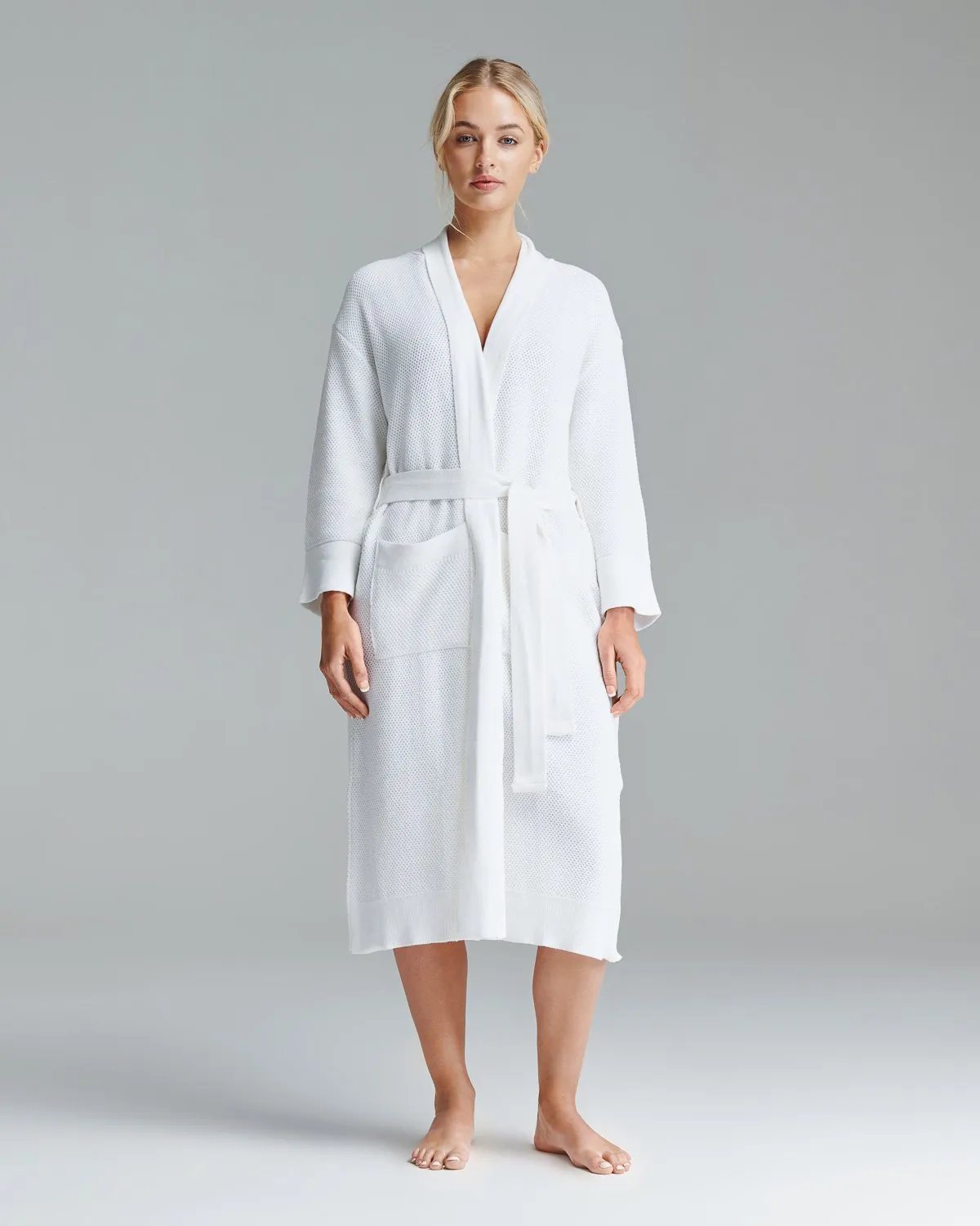 knitted cotton bathrobe in white